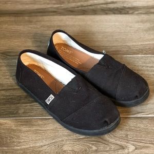 Toms Girls Slip ons